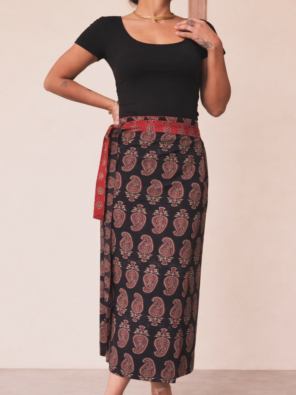 Shapeshifter- one skirt, endless possibilities.