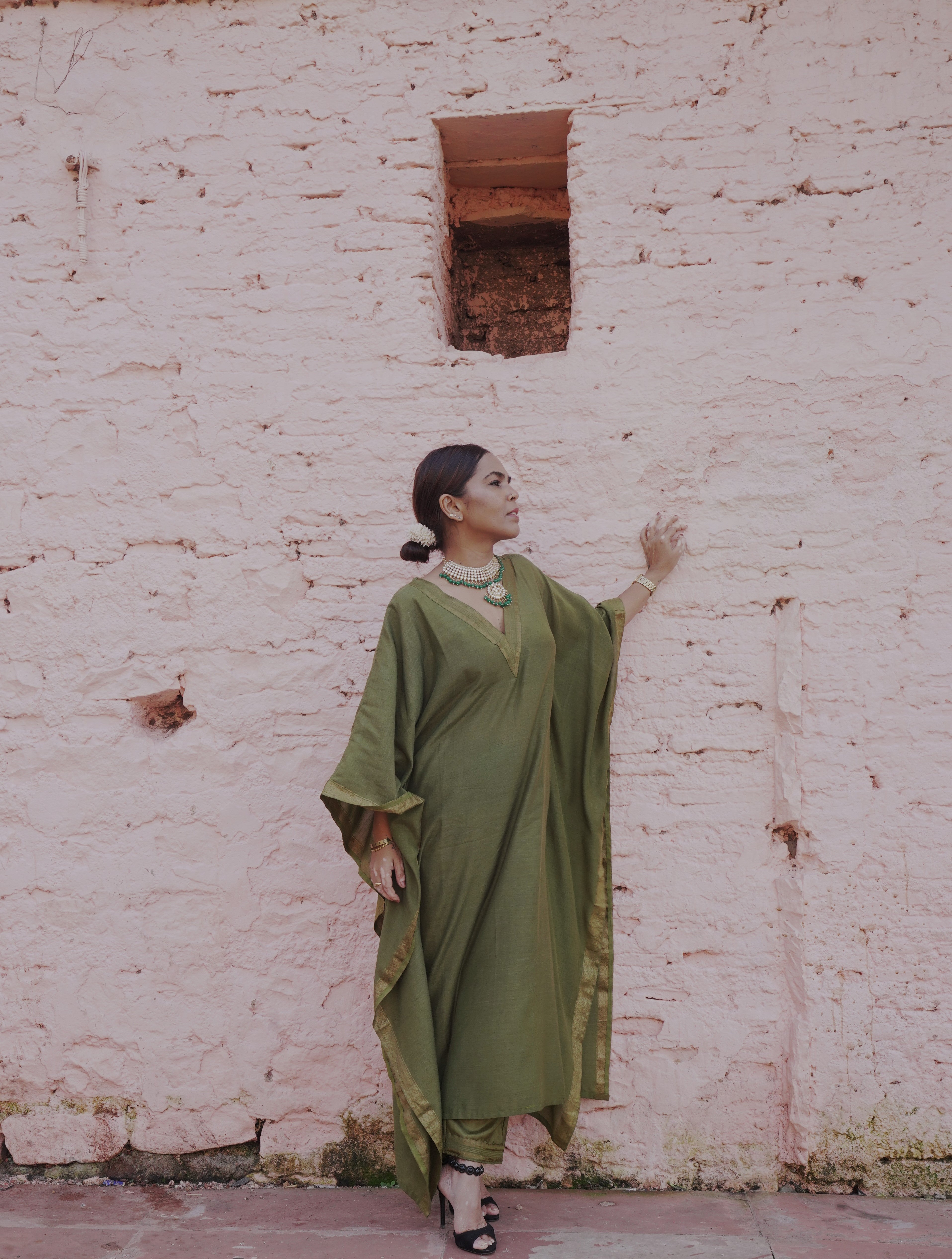 त्यौहार Olive Green Banana Silk Kaftan & Pants Set