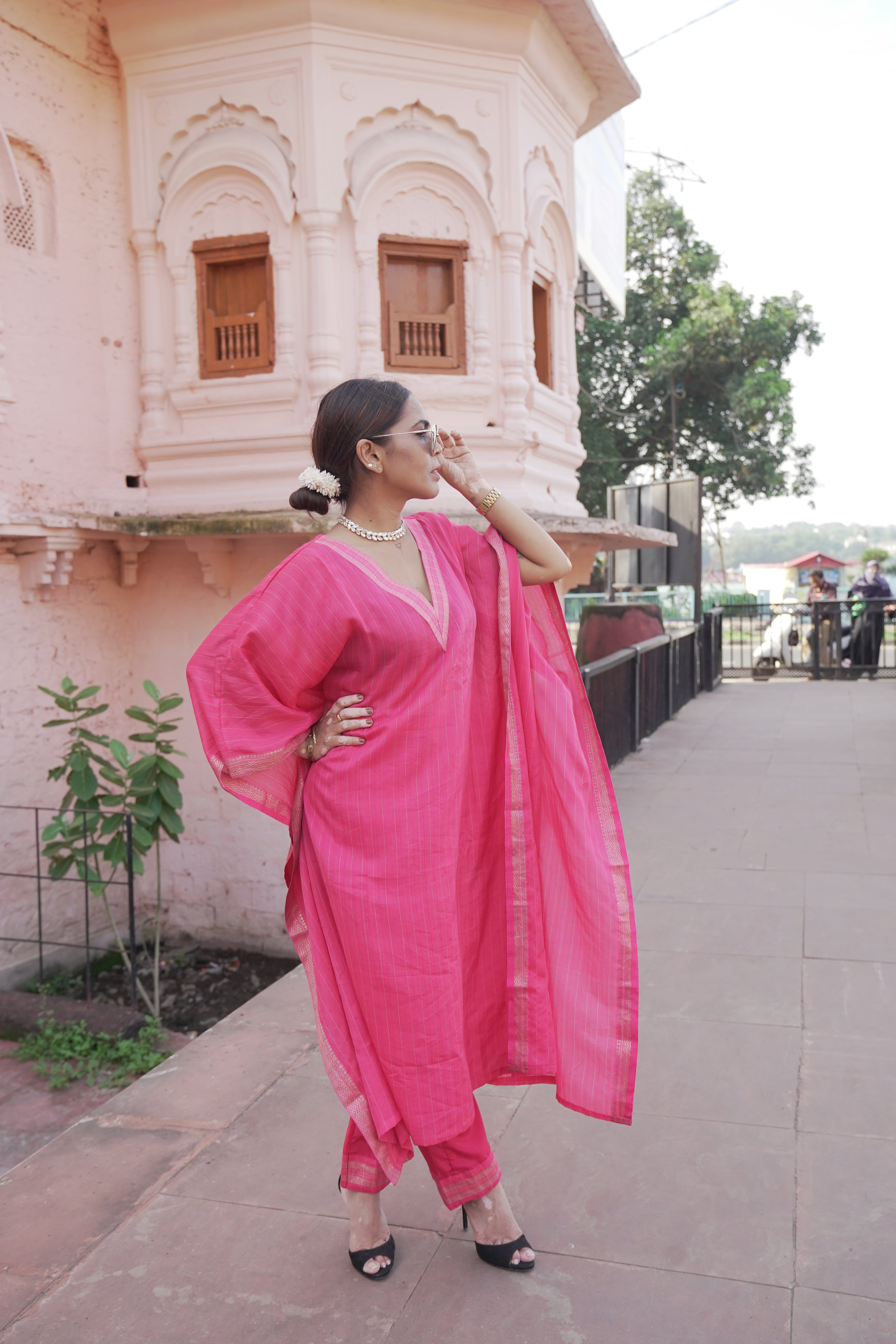 त्यौहार Pink Banana Silk Kaftan & Pants Set
