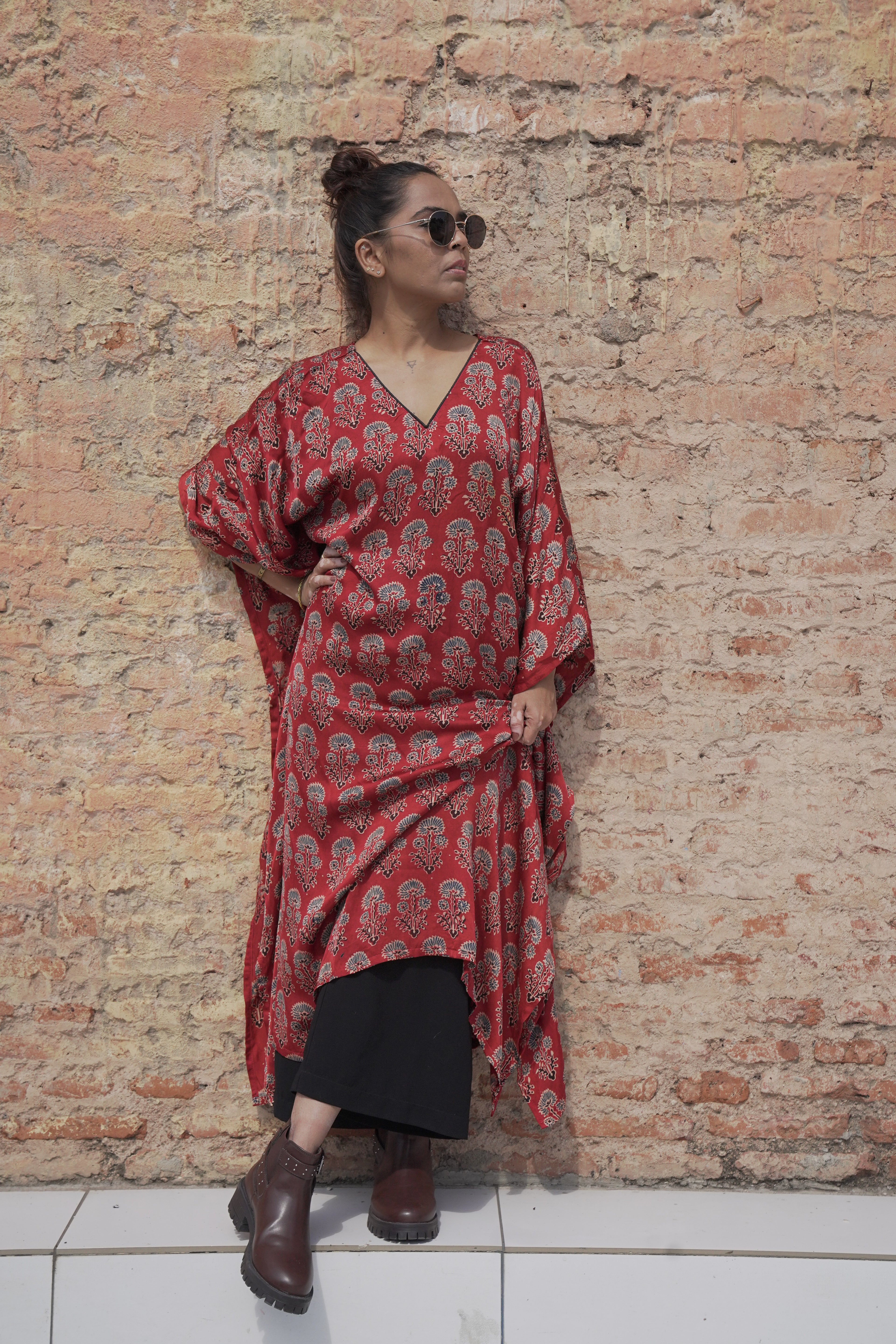 Jugni - Red Floral Silk Kaftan