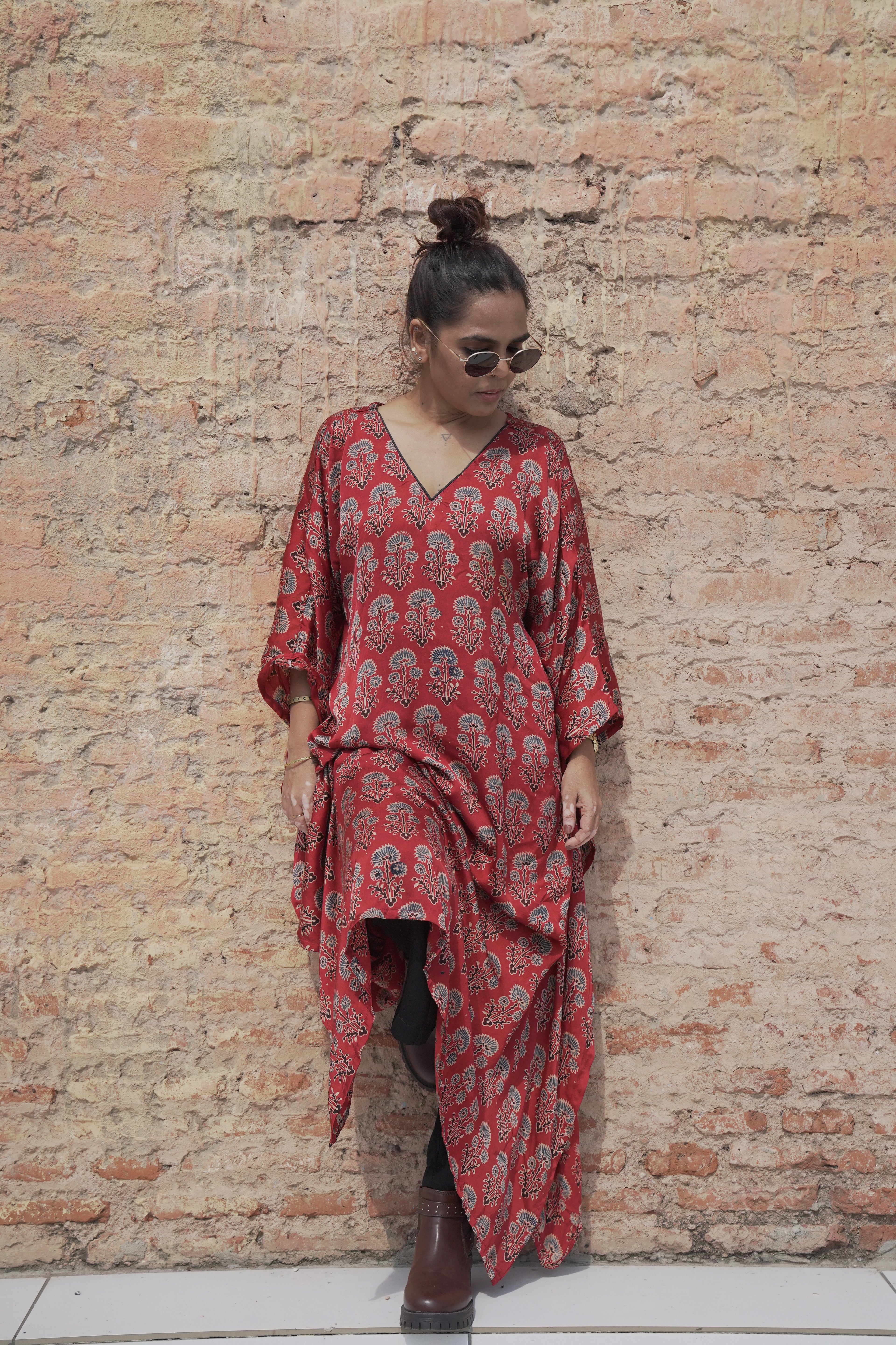 Jugni - Red Floral Silk Kaftan
