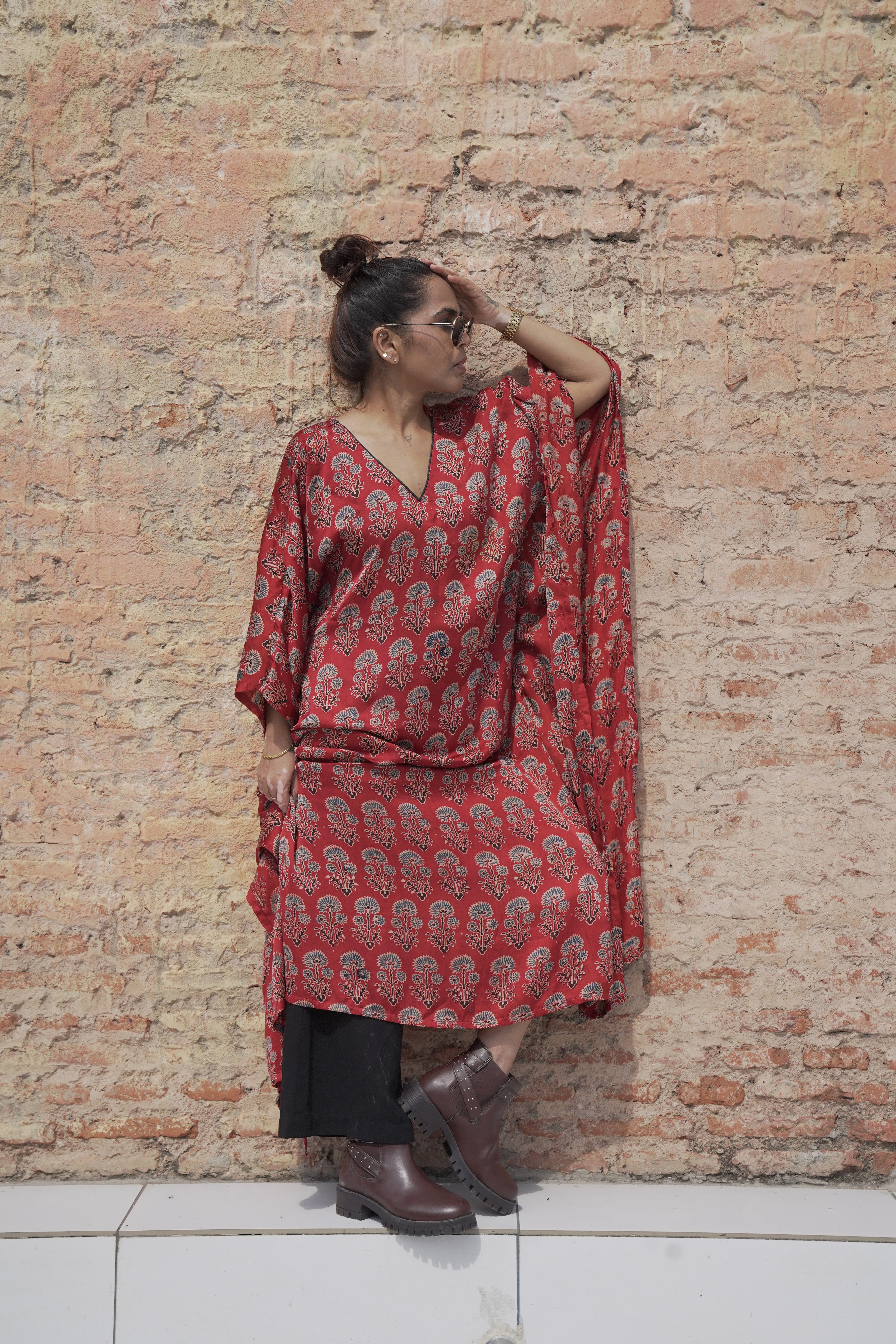 Jugni - Red Floral Silk Kaftan