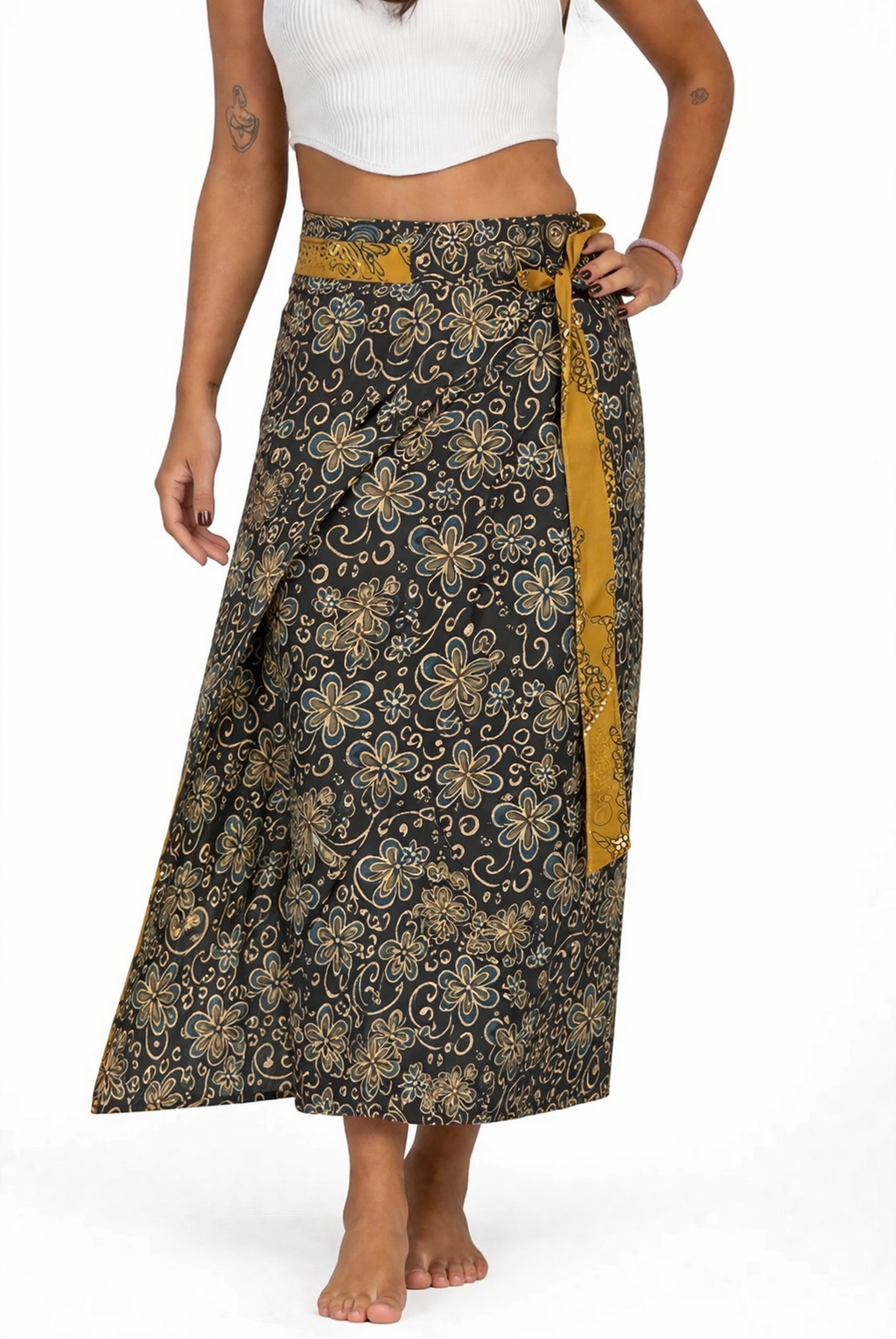 Shapeshifter one skirt, endless possibilities - Mustard