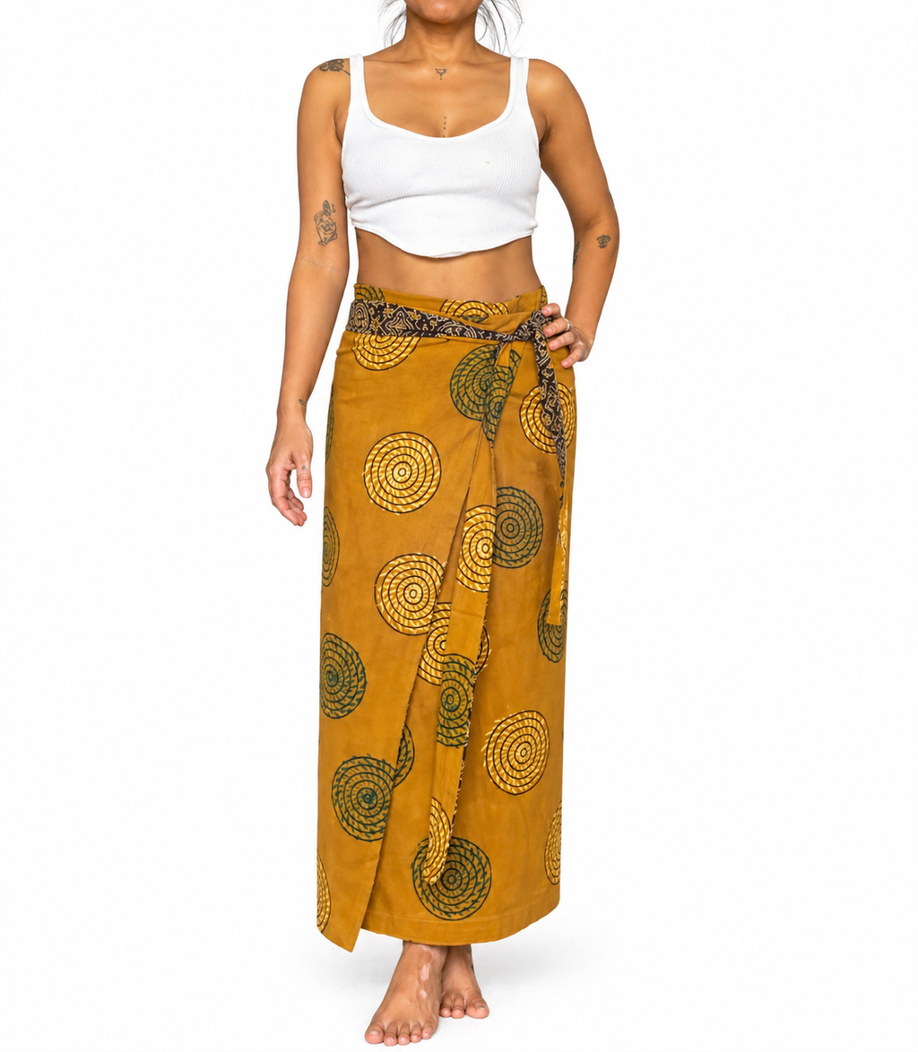 Shapeshifter one skirt, endless possibilities - Mustard