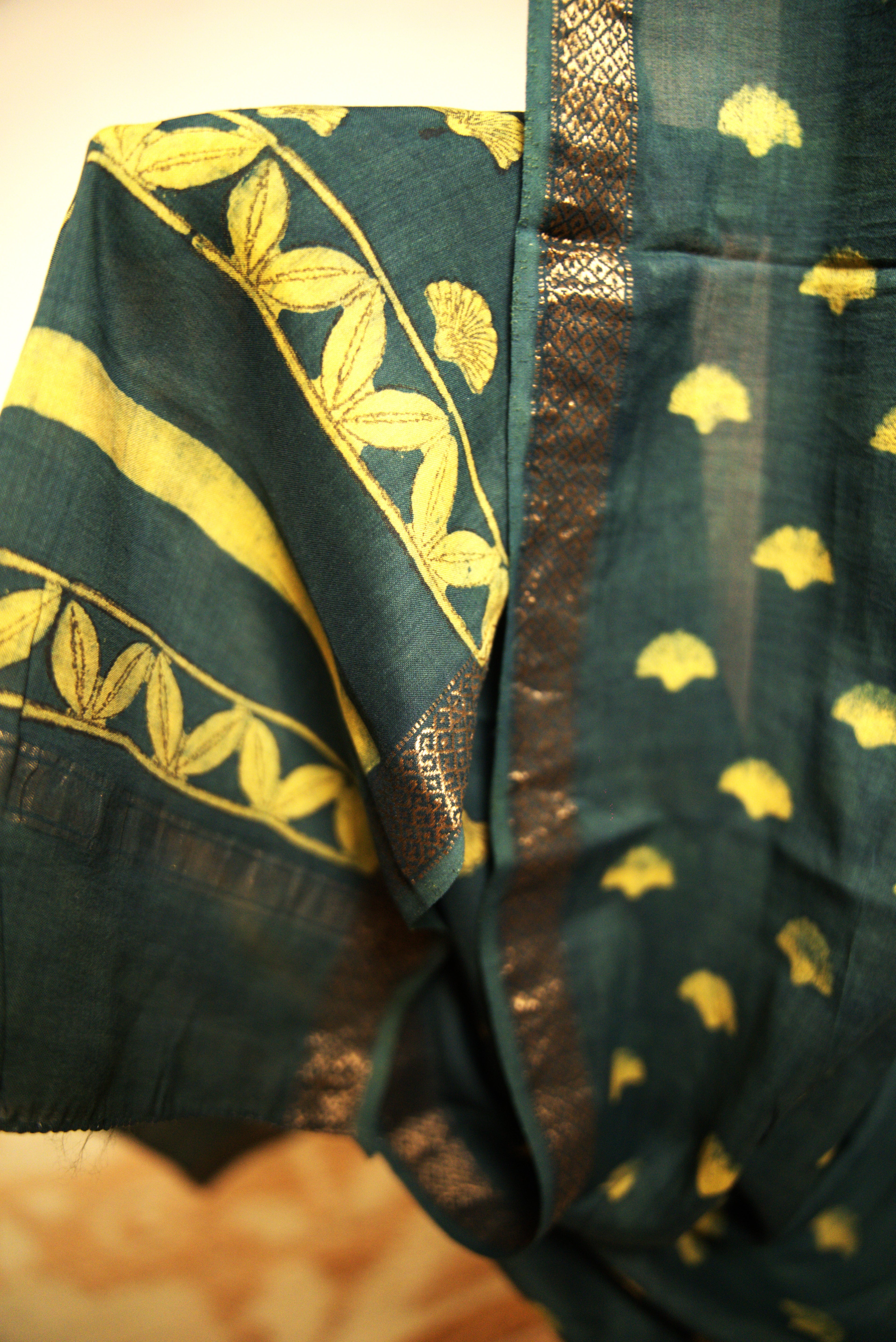 Sutrā - Handwoven Banana Silk Dupatta