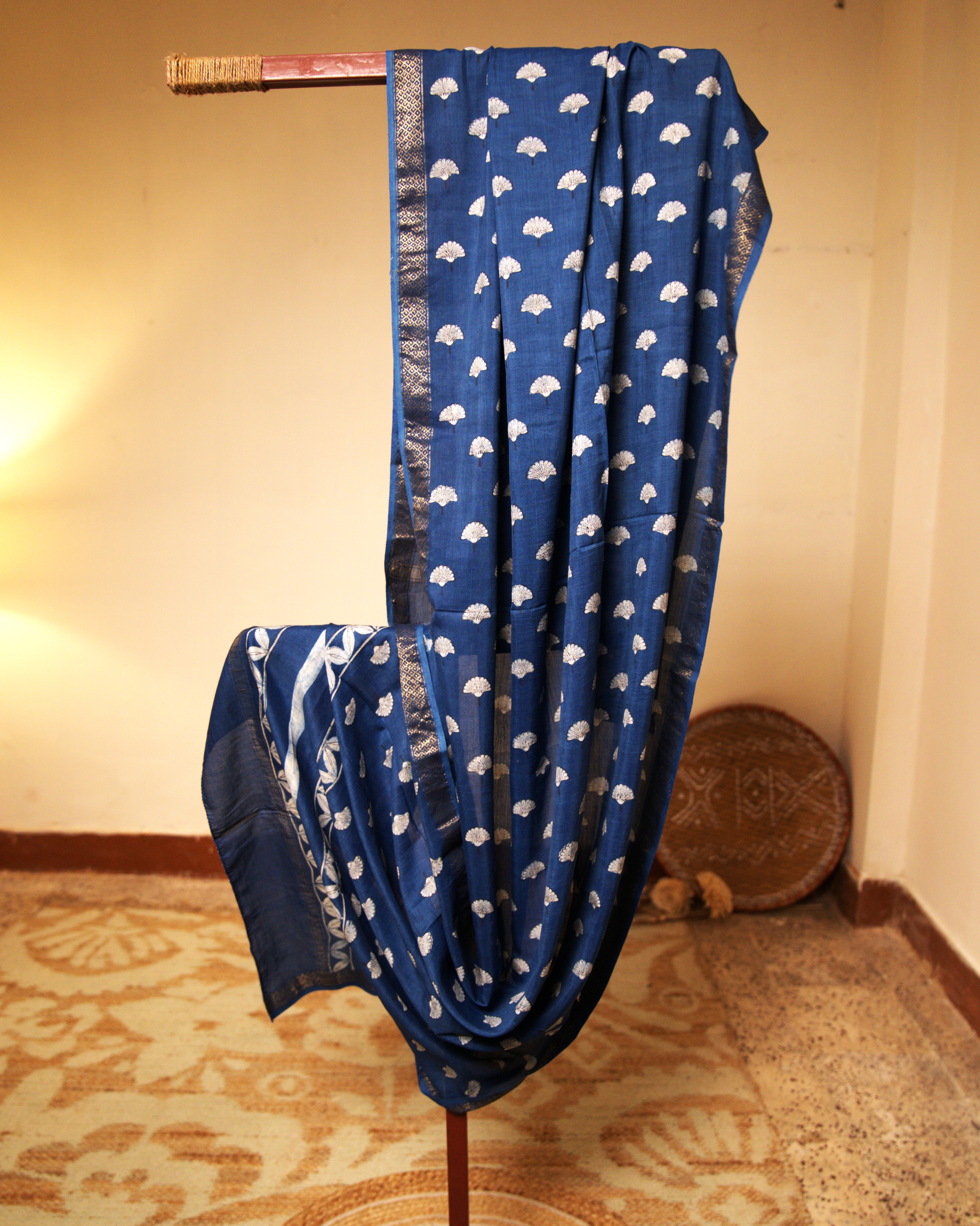 Sutrā - Handwoven Banana Silk Dupatta