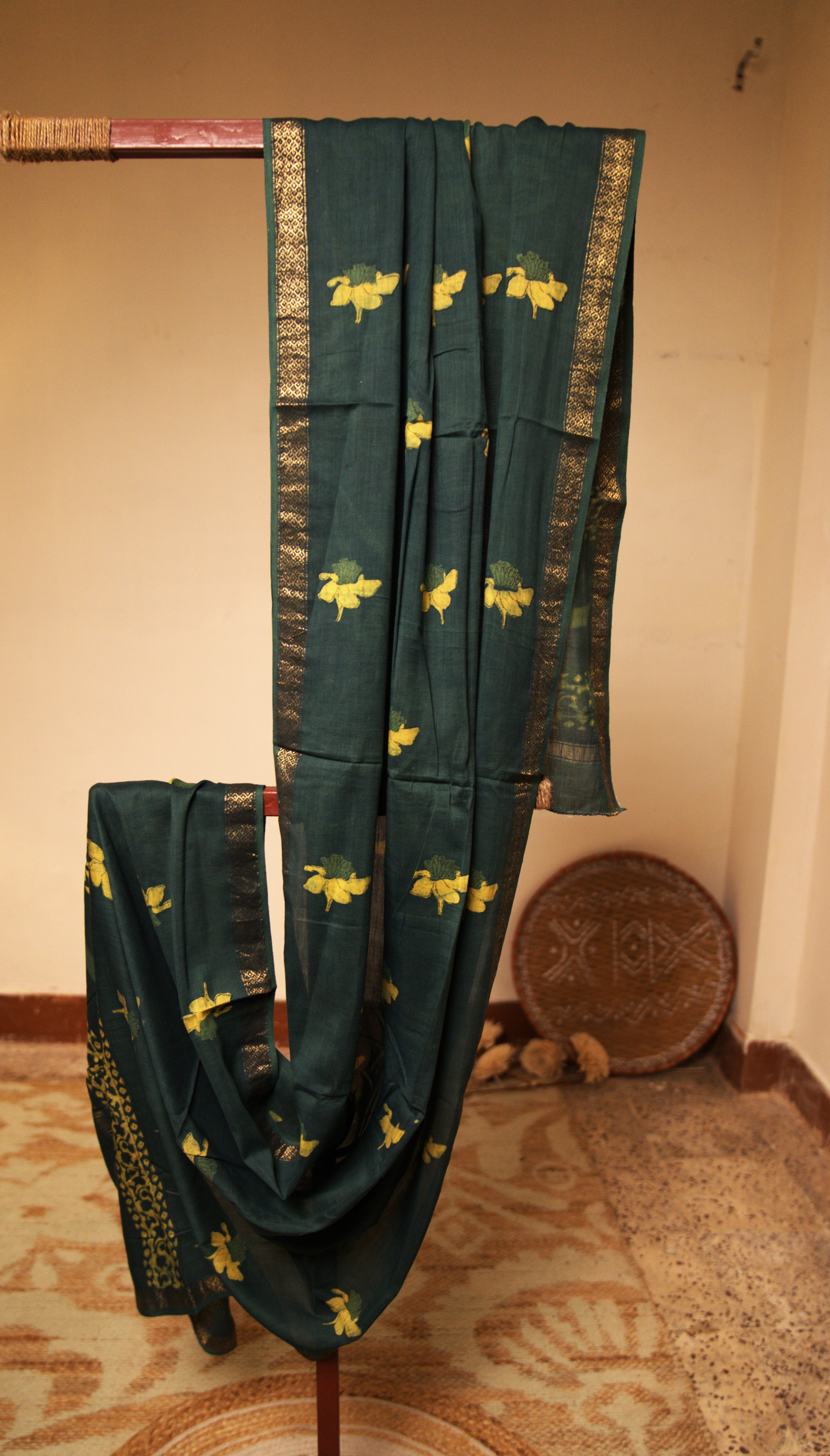 Sutrā - Handwoven Banana Silk Dupatta