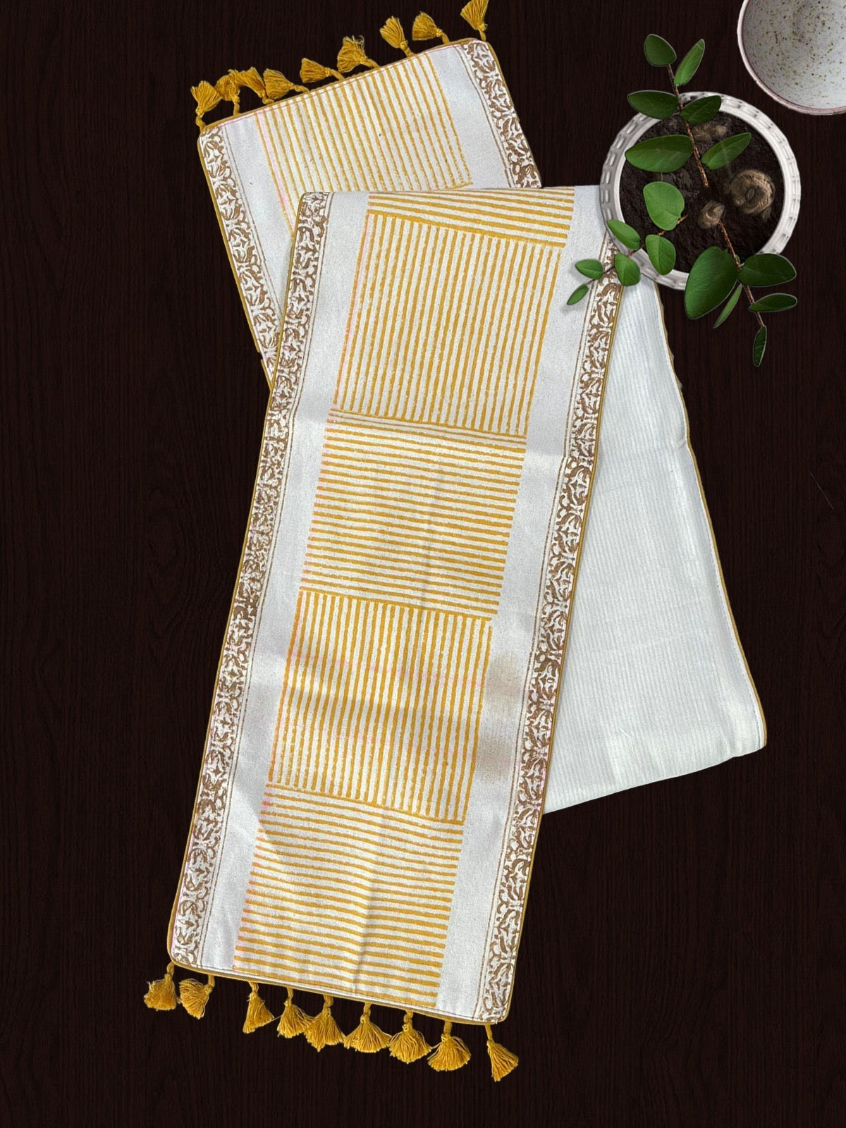 Table Runner in Yellow Stripes