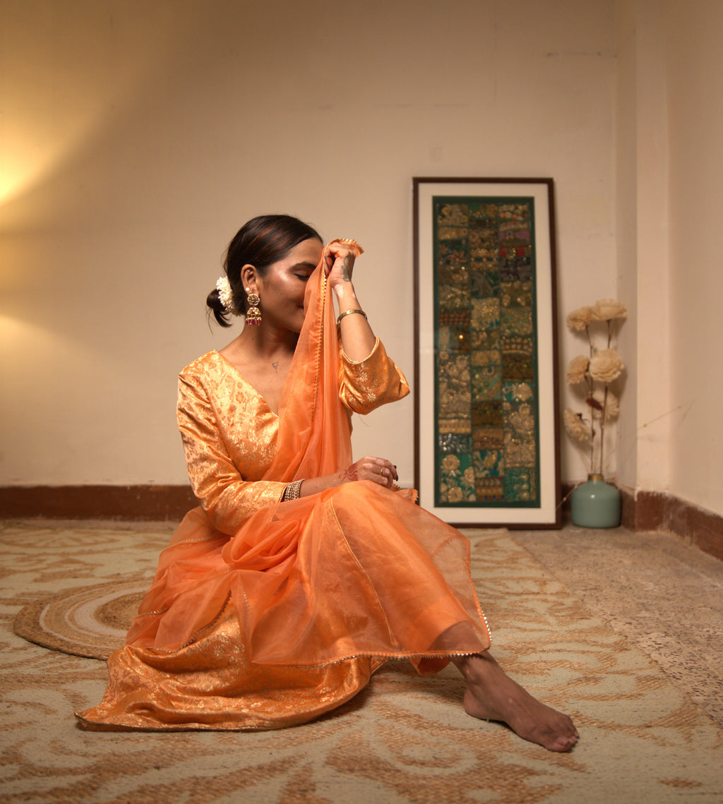 Zariyann- Peach Blossom